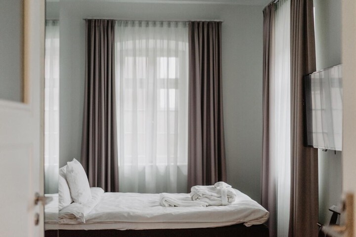 Room 20 of 31