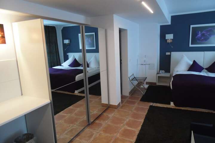 Room 17 of 57