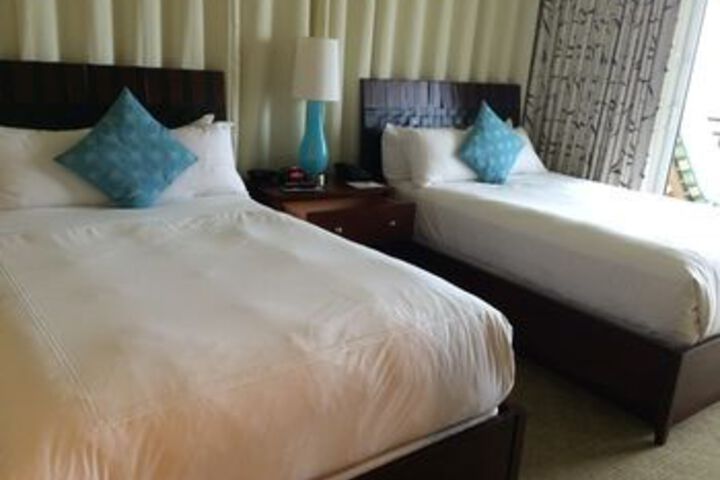 Room 34 of 86