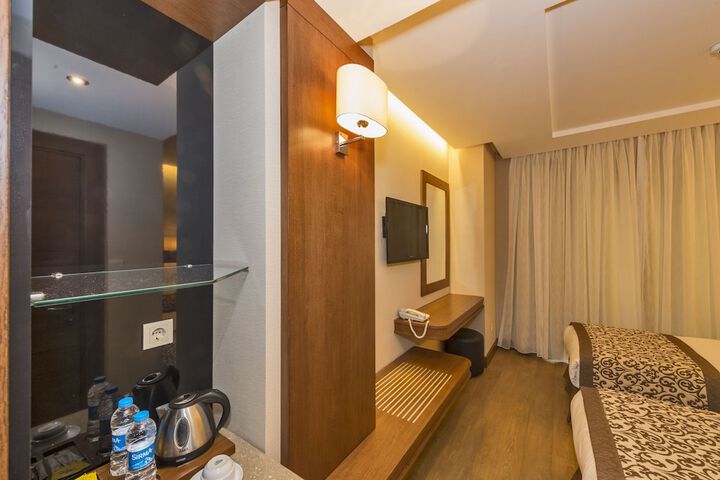Room 31 of 60