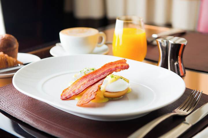 Breakfast/Coffee Service 47 of 52
