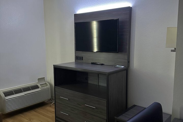 Room 19 of 31