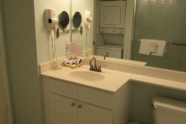 Room 60 of 229