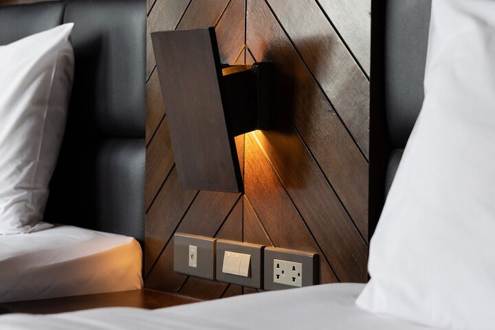Room 13 of 29