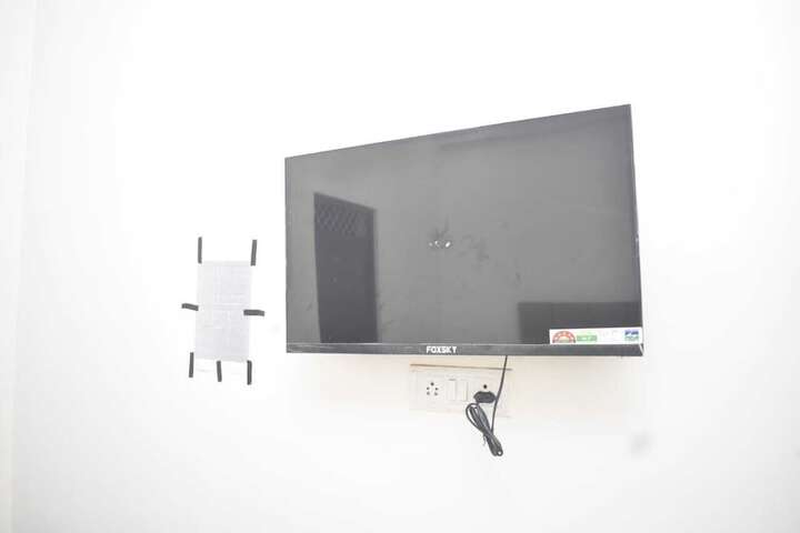 Room 4 of 7