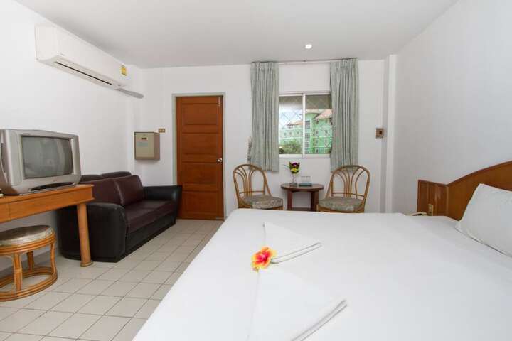 Room 5 of 45