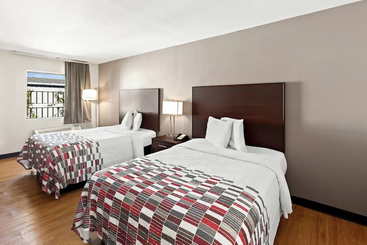 Room 10 of 43