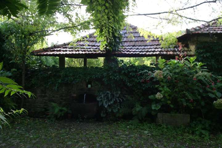 Property Grounds 27 of 38