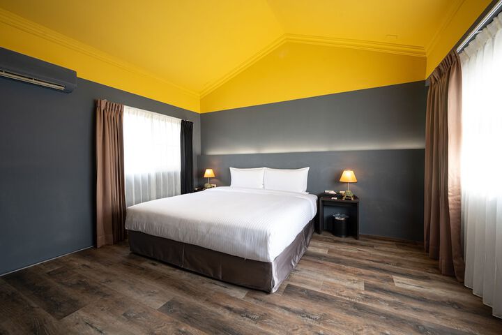 Room 14 of 46
