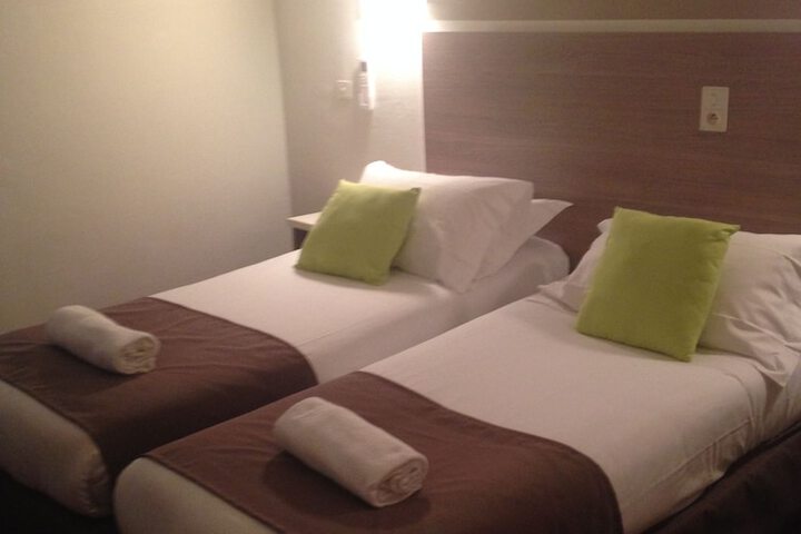 Room 4 of 46