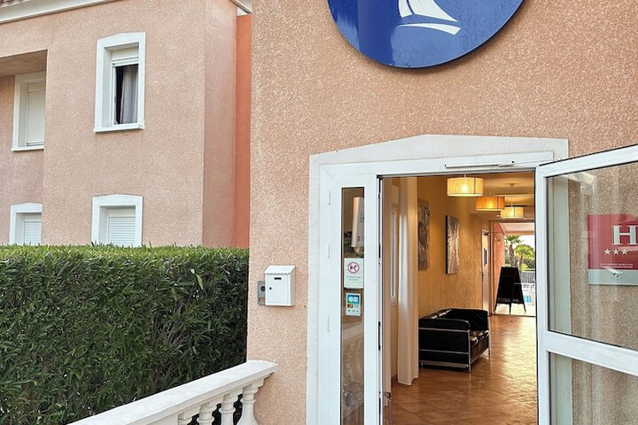 Hotel 59 of 60