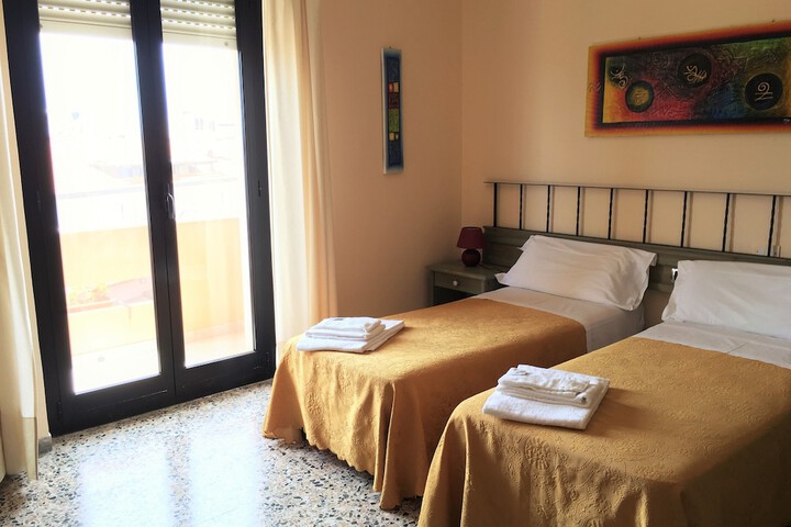 Room 17 of 74