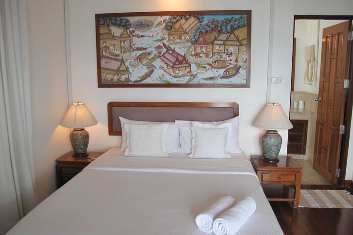 Room 9 of 62