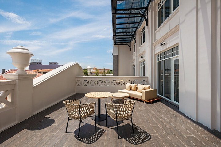 Terrace/Patio 47 of 84