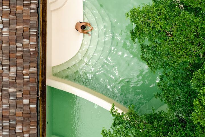 Pool 101 of 262