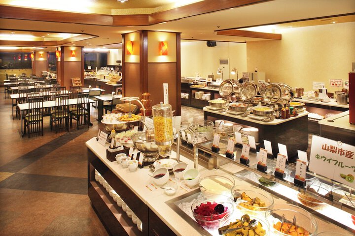 Dining Photos