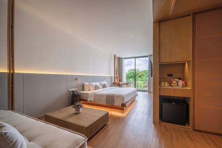 Room 28 of 150