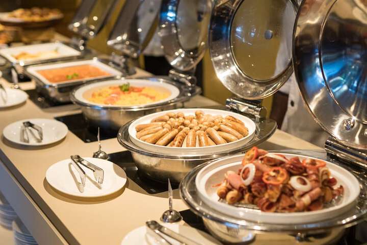 Breakfast buffet