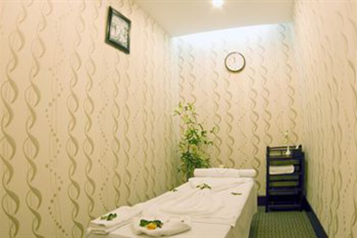 Room 38 of 38