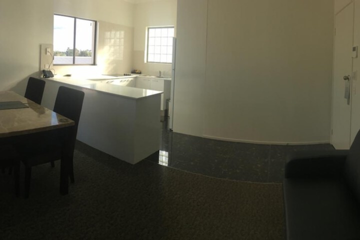 Room 25 of 43