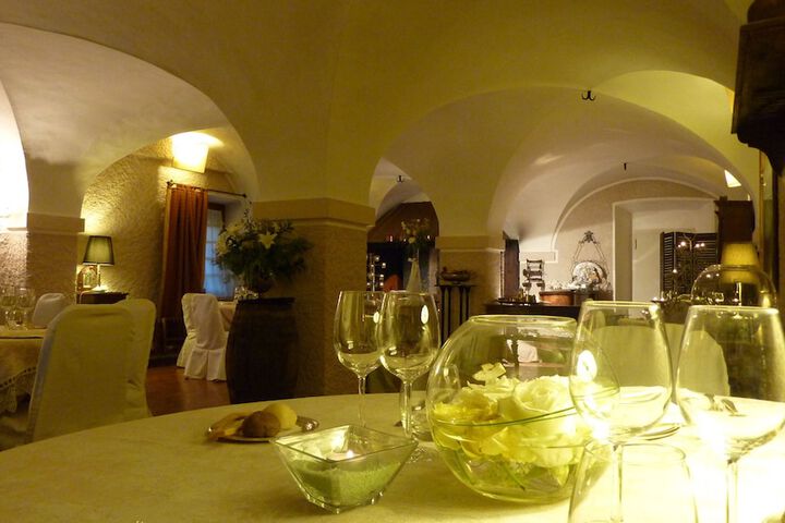 Dining Photos