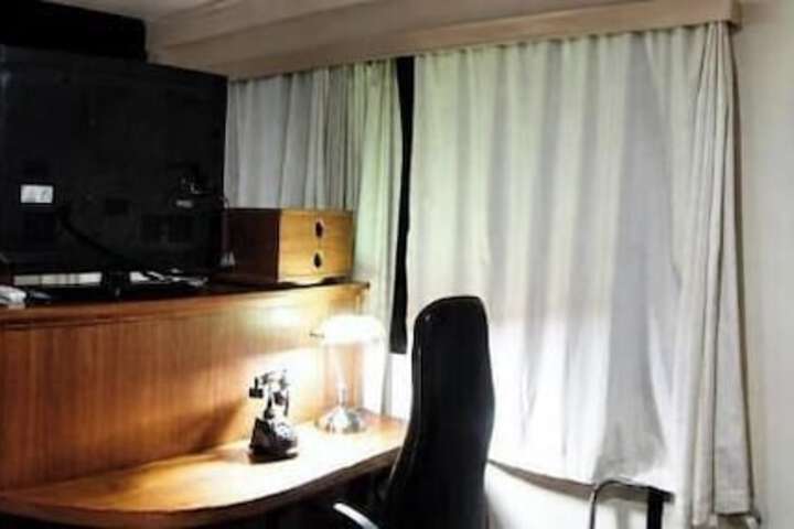 Room 22 of 53