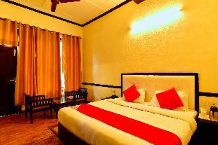 Capital O 31039 Whispering Valley Resort
