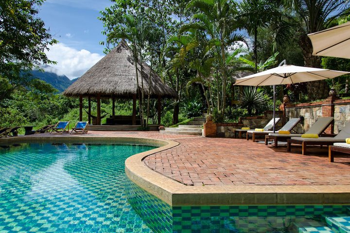 Pool 43 of 69