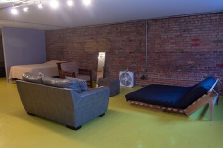 Room 26 of 60