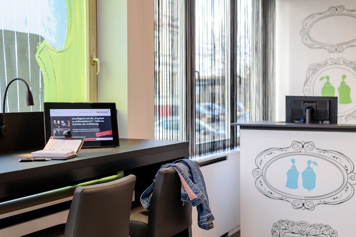 Guest Lobby