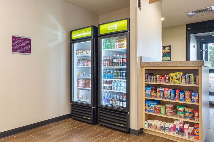 Snack bar