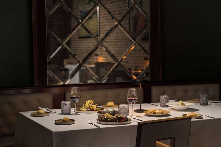 Dining 72 of 124