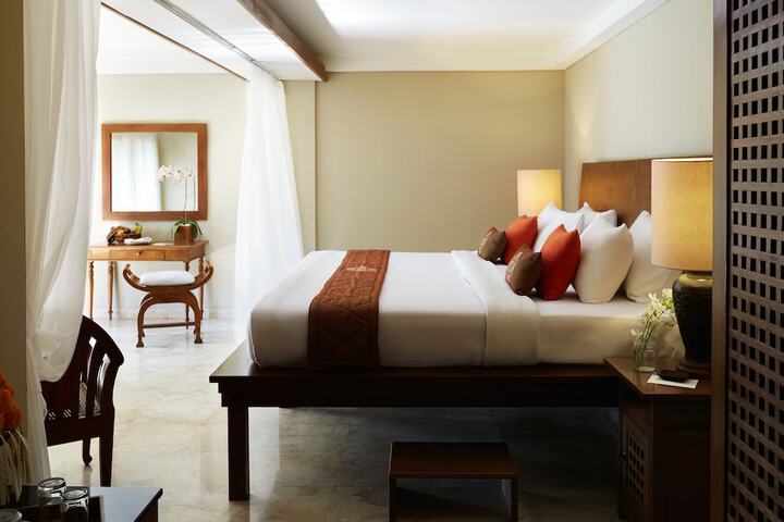 Room 18 of 111