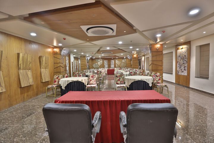 Ballroom/Hall 5 of 76