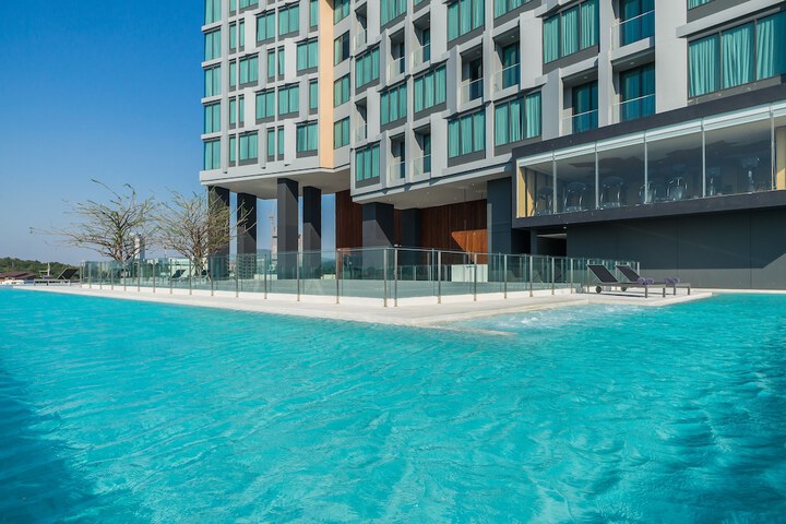 Pool 36 of 68