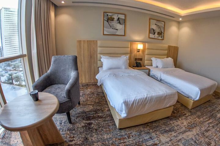 Room 13 of 26