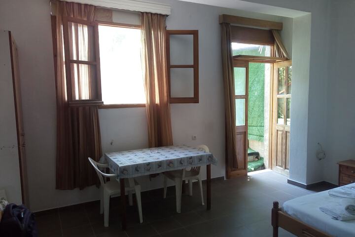 Room 22 of 57
