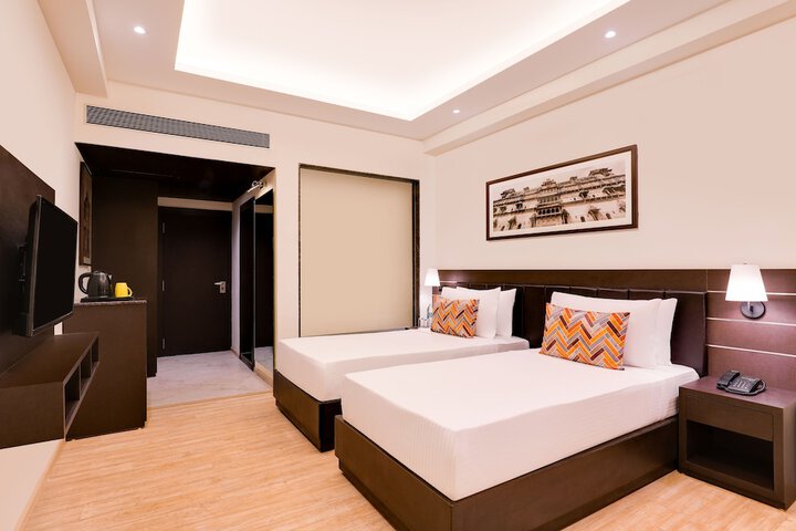 Room 25 of 60
