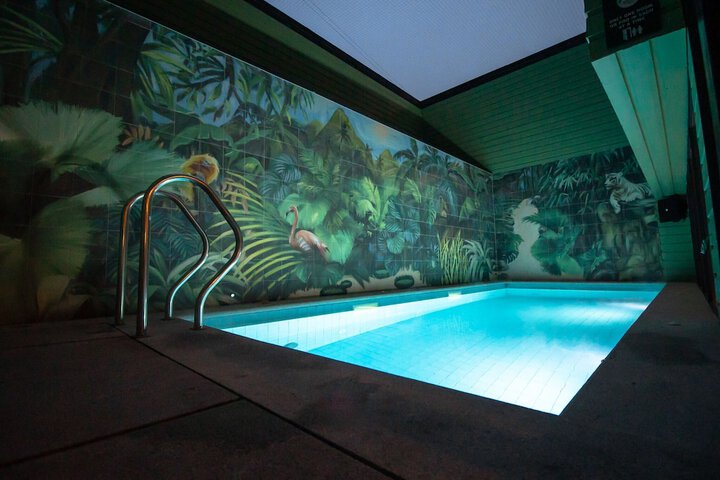 Pool 48 of 70