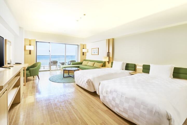 Room 9 of 125