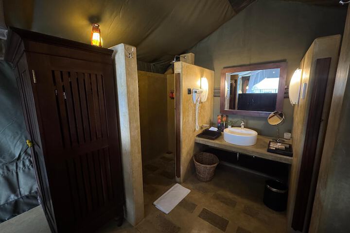 Room 20 of 44