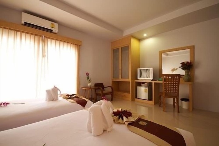 Room 6 of 29