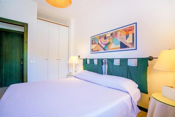 Room 5 of 22