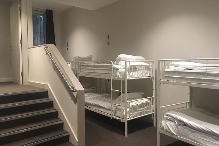 Room 15 of 69