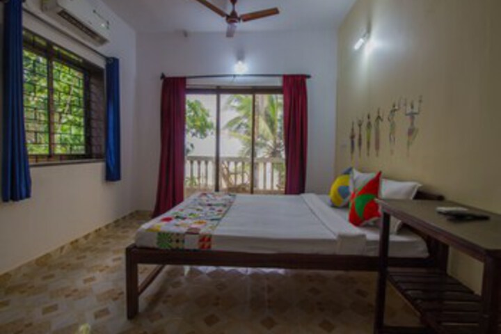 Room 10 of 23