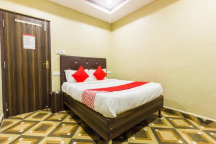 OYO 41665 Hotel Grand Marvel Residency