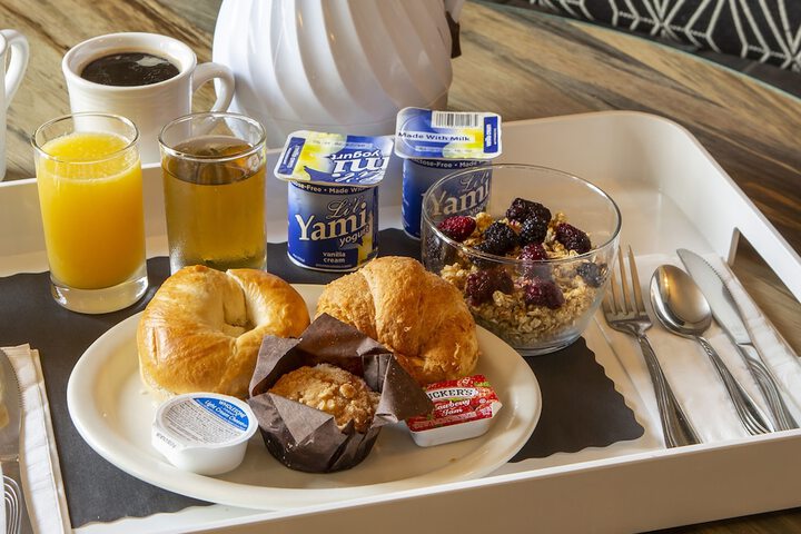 Breakfast/Coffee Service 25 of 29
