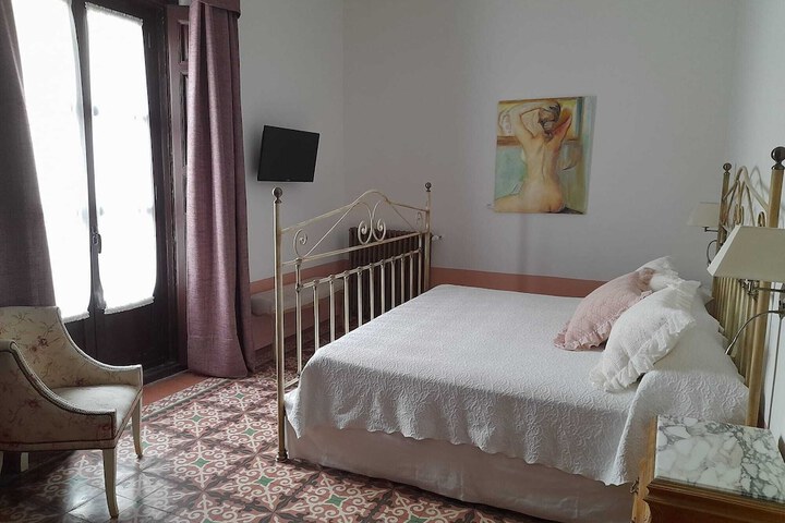 Room 43 of 123
