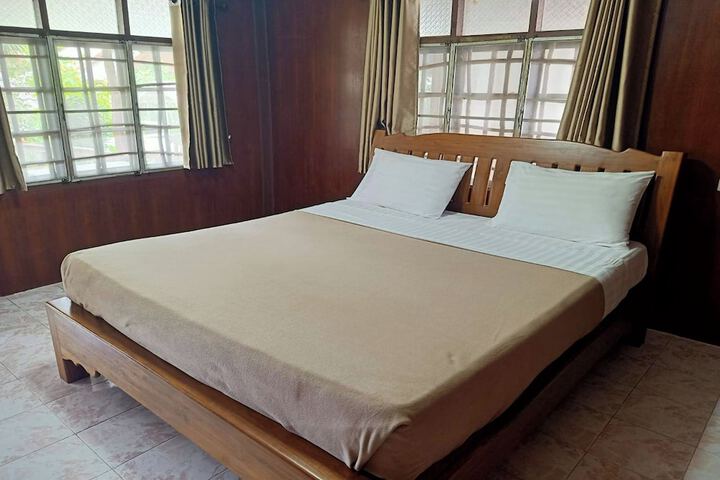 Room 8 of 59