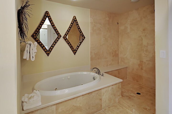 Room 21 of 22